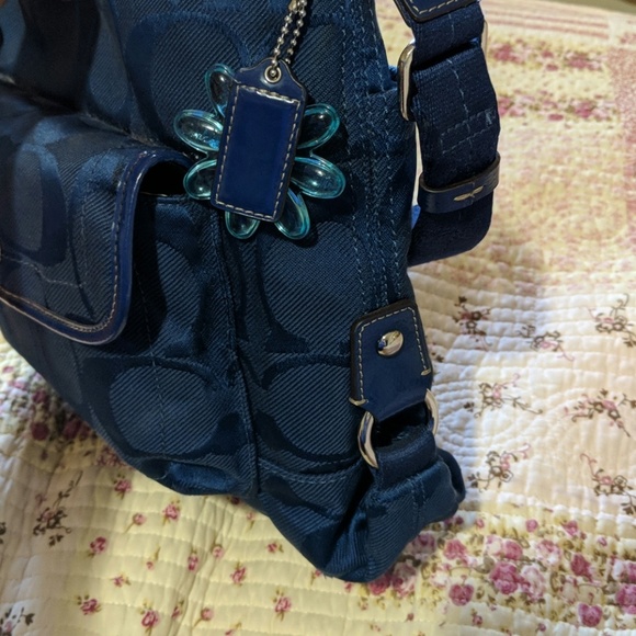 Coach handbag - Picture 2 of 8